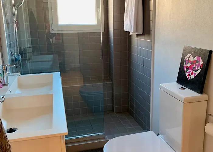 Beachfront In 丰希罗拉