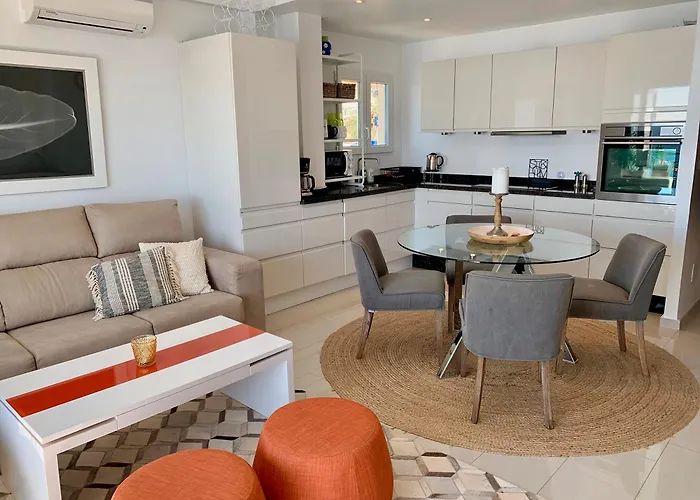 Beachfront In Fuengirola